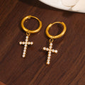 Boucles d'oreilles pendantes pour femme motif croix avec éléments en zircone