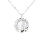 Collier pour femme avec pendentif perle artistique et détails élégants