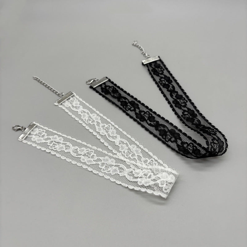 Choker en dentelle élégant