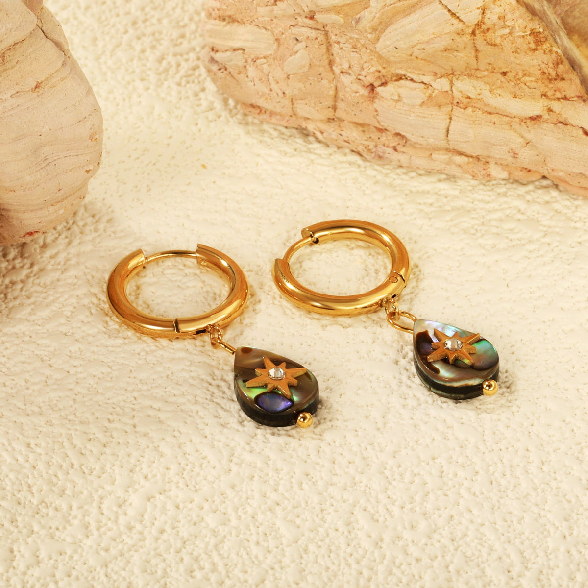 Boucles d'oreilles pendantes pour femme avec motif étoile et cristal