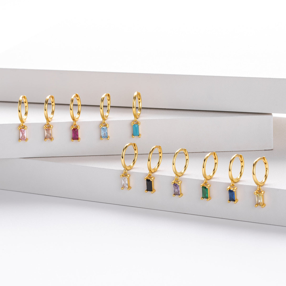 Boucles d'oreilles pendantes avec pendentif zircone