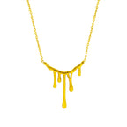Collier moderne pour femme au design goutte créatif