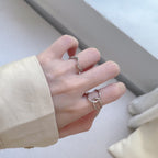 Bague ouverte pour femme au design incurvé élégant