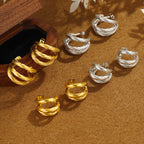 Boucles d'oreilles élégantes pour femme au design incurvé