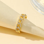 Bague statement élégante pour femme avec zircons étincelants