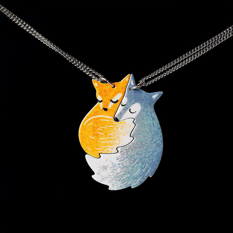Collier pendentif renards entrelacés