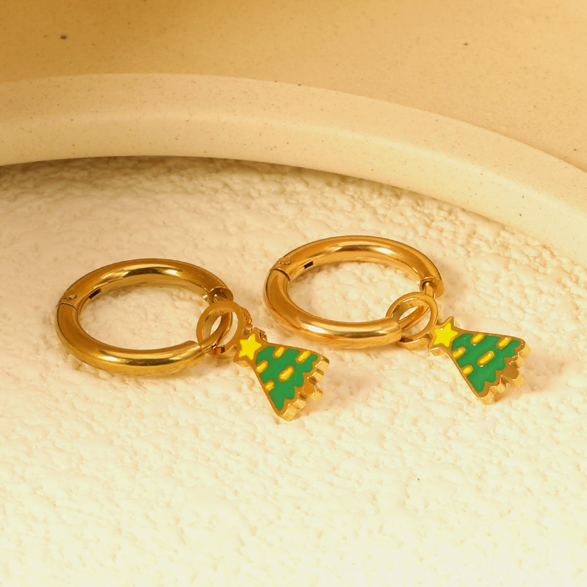 Boucles d'oreilles pendantes pour femme avec motif couronne festive