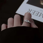 Bague ouverte pour femme avec détails délicats
