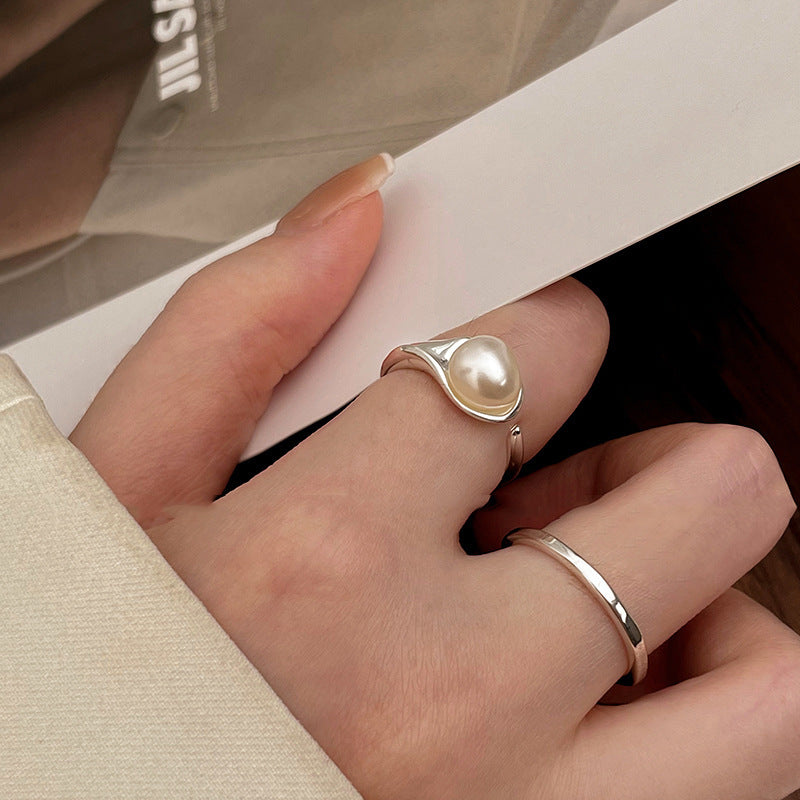 Bague en acier inoxydable pour femme avec perle