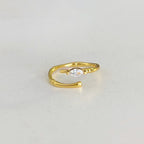 Bague ouverte élégante pour femme avec pierre délicate