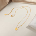 Collier pour femme avec pendentif motif floral