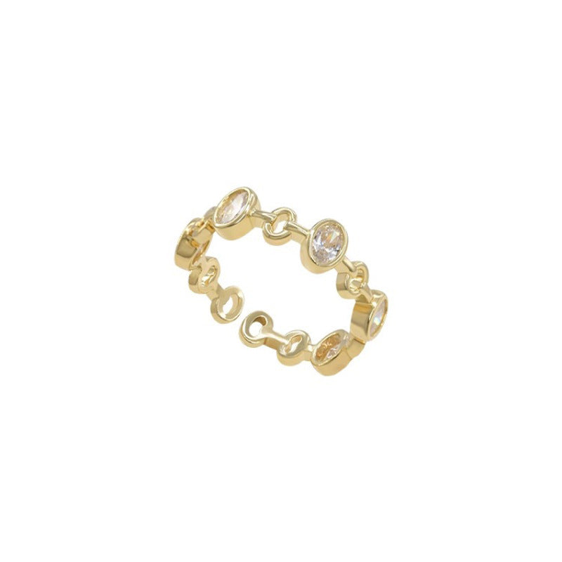 Bague brillante pour femme au design élégant