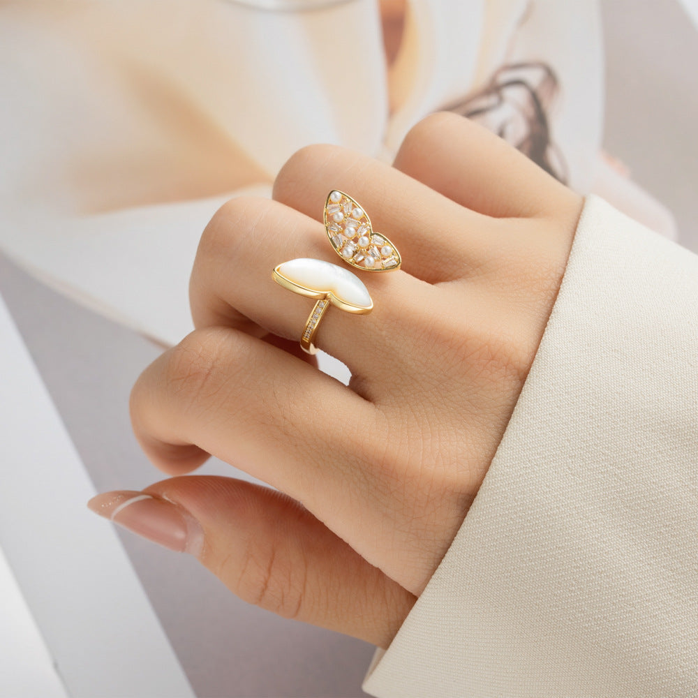 Bague statement pour femme avec perles et coquillage