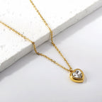 Collier pour femme avec pendentif cœur en acier inoxydable doré et zircon
