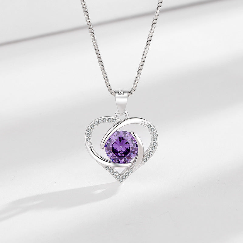 Collier pour femme avec pendentif cœur et zircon violet