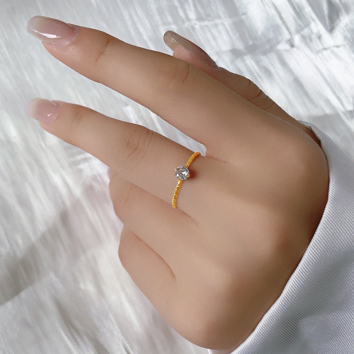 Bague pour femme avec accent cristal
