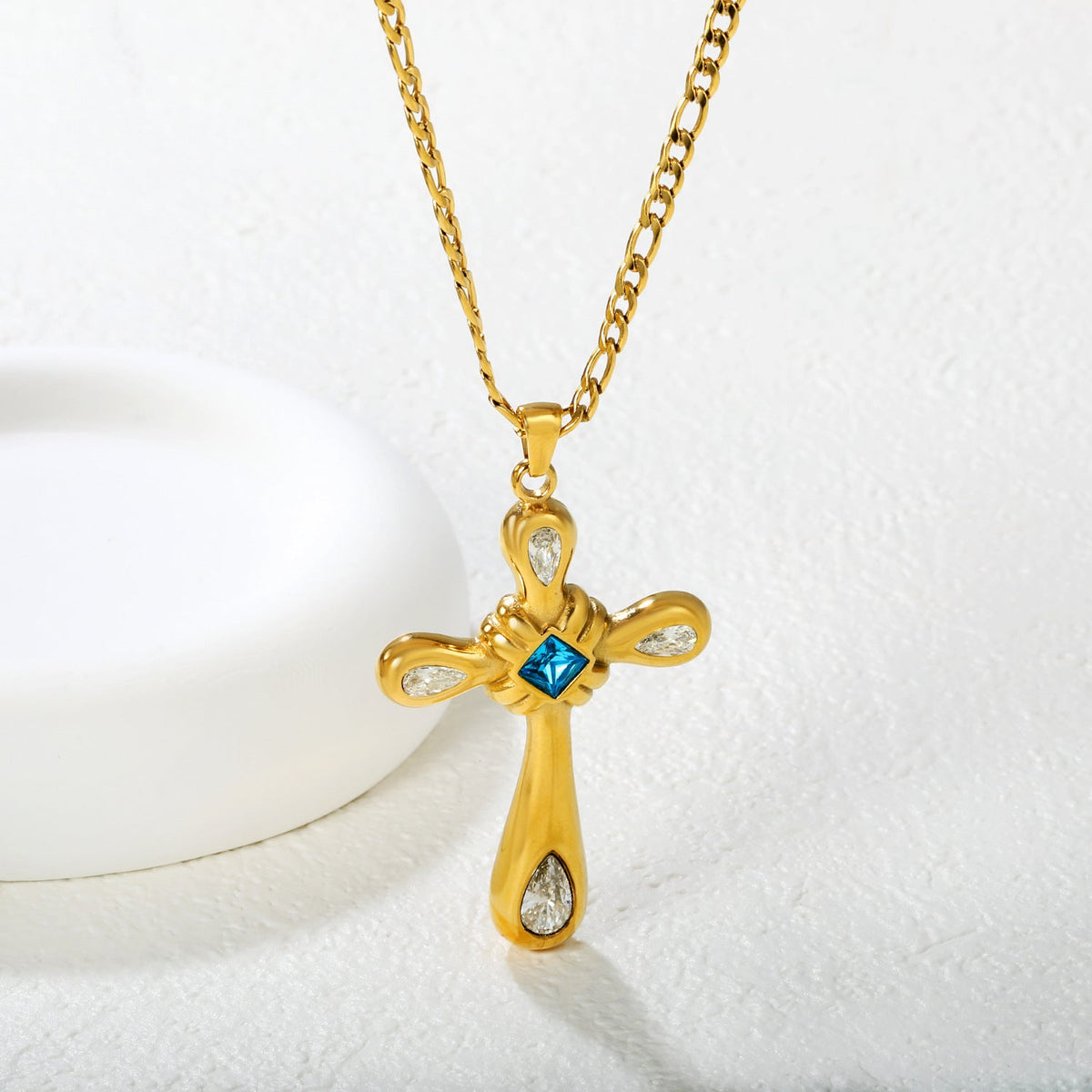 Collier pour femme avec pendentif anneau moderne et brillant en acier inoxydable