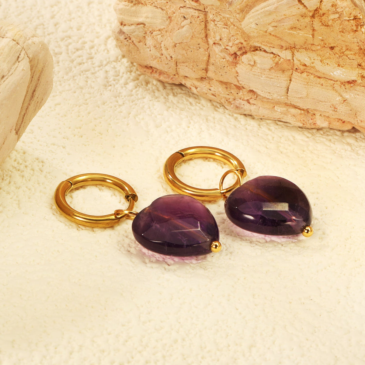 Damen Hängende Ohrstecker mit herzförmigem Amethyst-Anhänger
