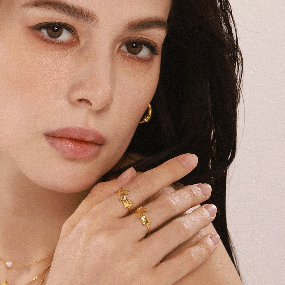 Bague pour femme au design floral