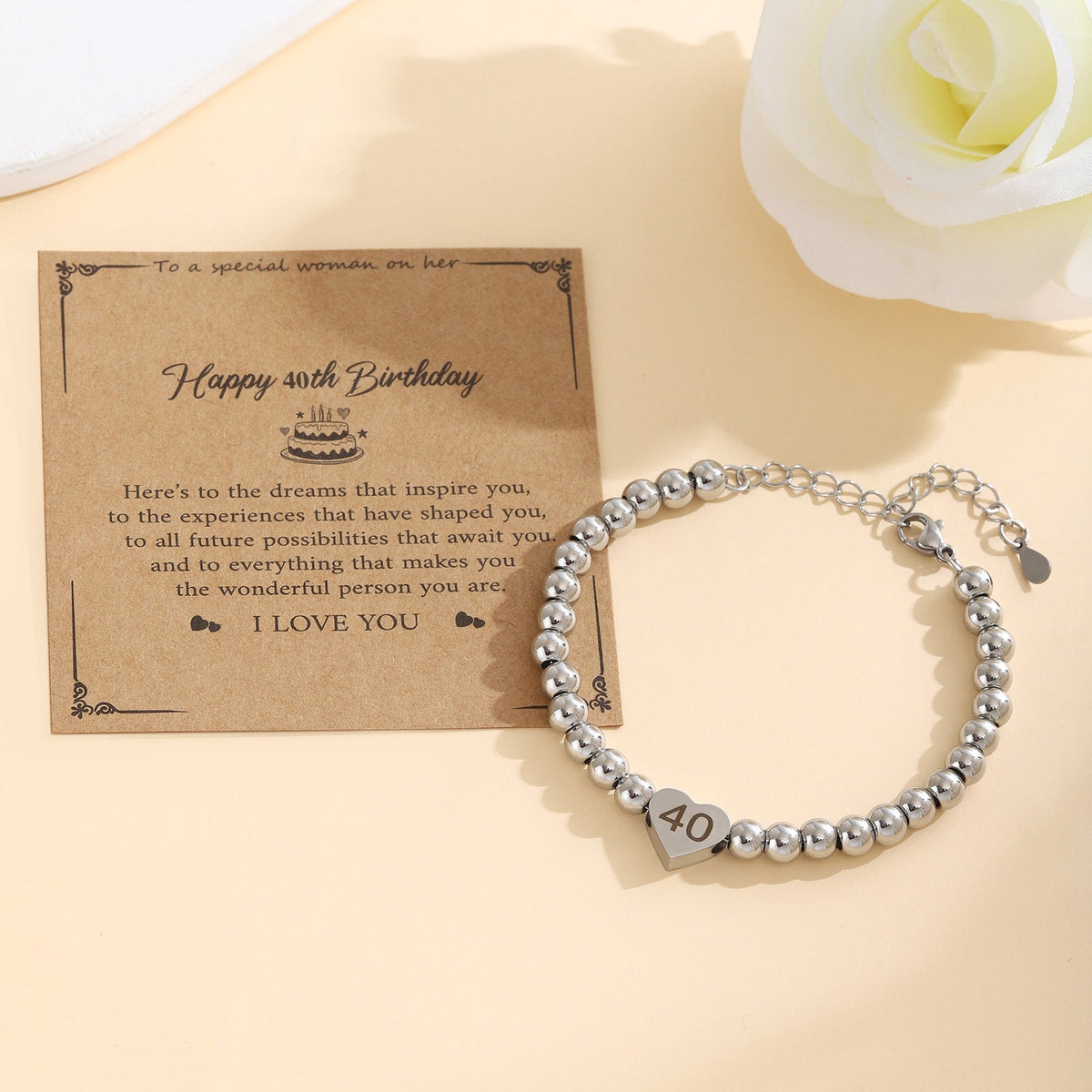 Bracelet pour femme avec pendentif cœur et breloque personnalisable