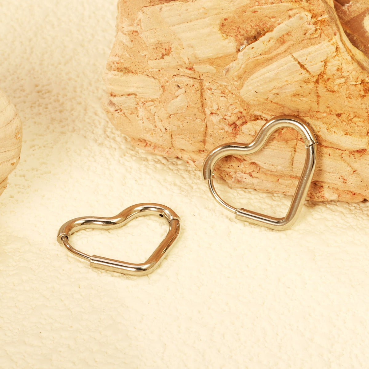 Boucles d'oreilles pendantes cœur en acier inoxydable pour femme