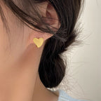 Clous d'oreilles pour femme motif cœur