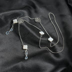 Collier élégant à chaîne florale