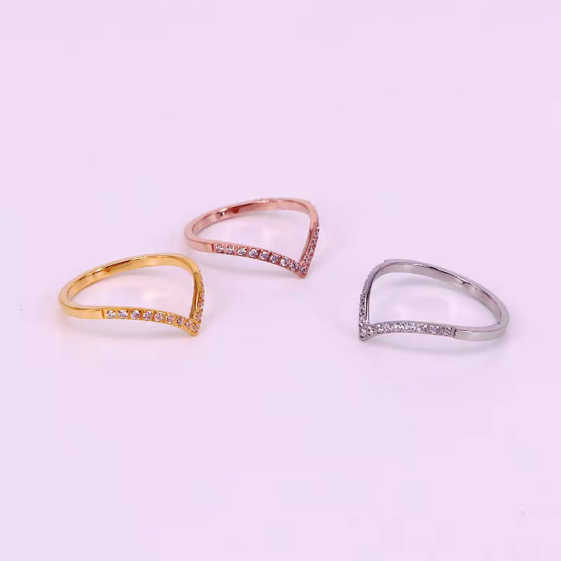 Bague en V pour femme avec accents de cristaux