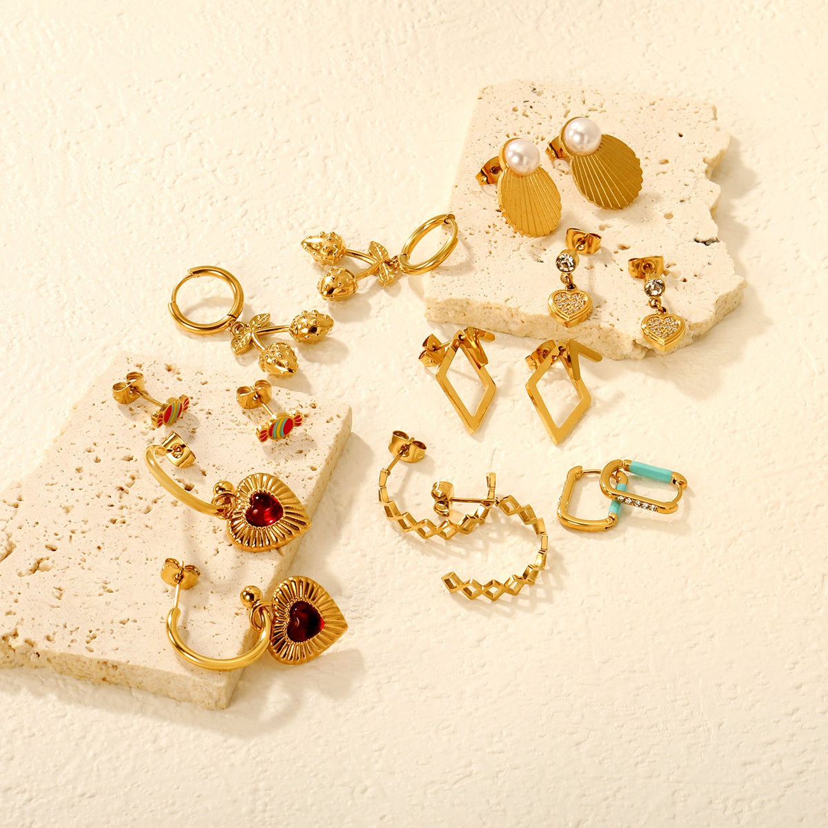 Boucles d'oreilles pendantes avec cristaux scintillants