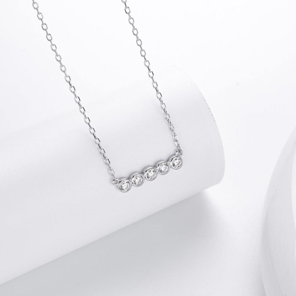 Collier pour femme en argent sterling 925 avec zircons