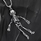 Collier avec pendentif squelette