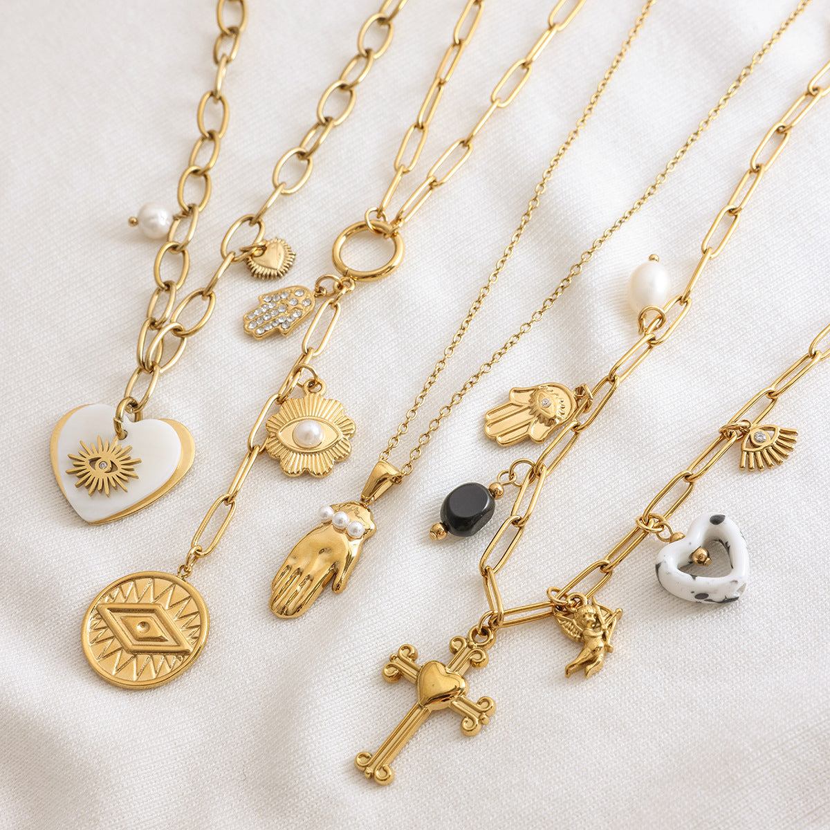 Collier pour femme avec pendentifs charmants et longueur réglable