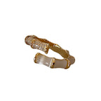Bague pour femme en acier inoxydable scintillant avec oxydes de zirconium