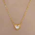 Collier pour femme avec pendentif cœur en cristal