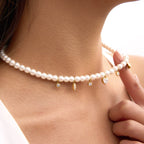 Collier pour femme avec perles et pendentifs en zircone
