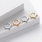 Boucles d'oreilles pour femme design pointu avec zircones