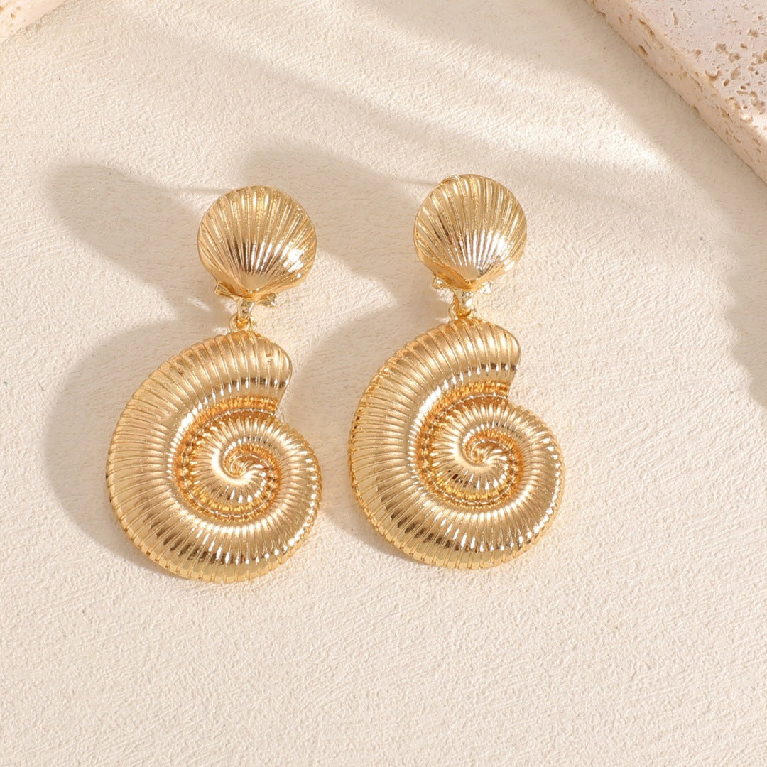 Boucles d'oreilles pour femme au design luxueux de coquillage