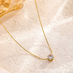 Collier pendentif en cristal élégant