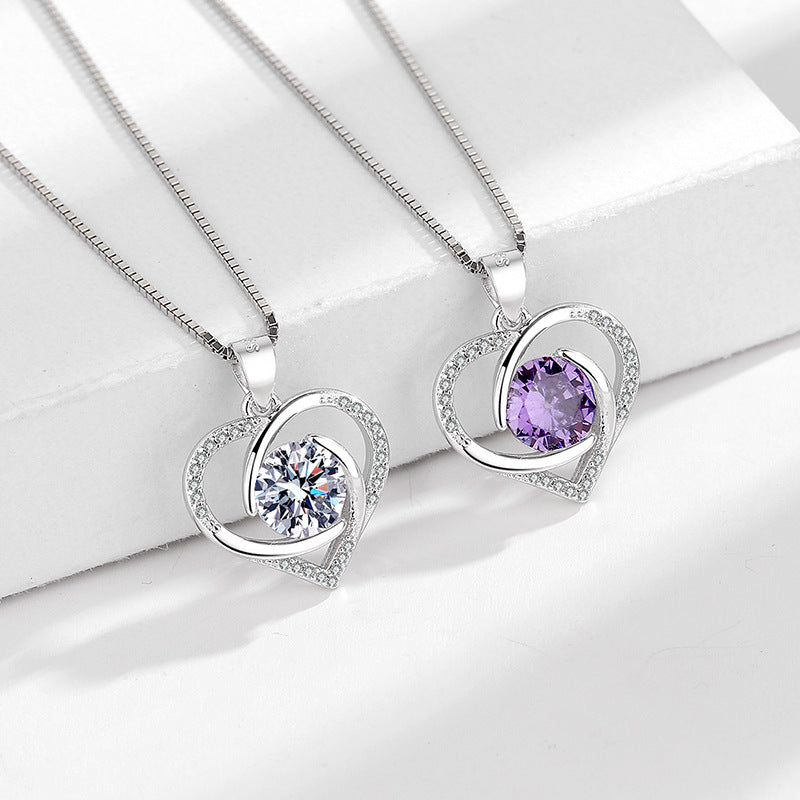 Collier pour femme avec pendentif cœur et zircon violet