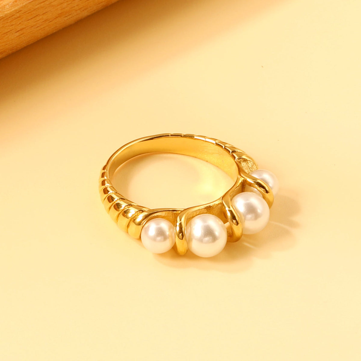 Bague pour femme en acier inoxydable doré avec perle, ajustable