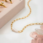Collier rigide ondulé élégant pour femme