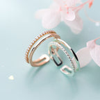 Bague ouverte pour femme avec détails travaillés