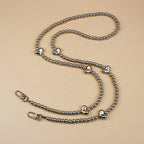 Collier élégant perles et chaîne