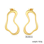 Boucles d'oreilles pendantes pour femme au design moderne et incurvé
