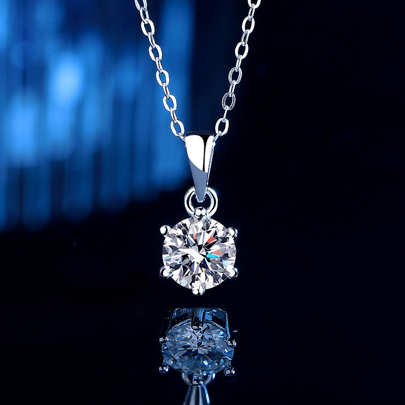 Collier pour femme avec pendentif en zircon étincelant et chaîne fine