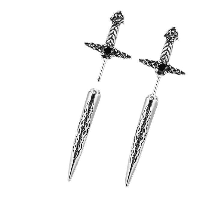 Boucles d'oreilles gothiques en forme d'épée