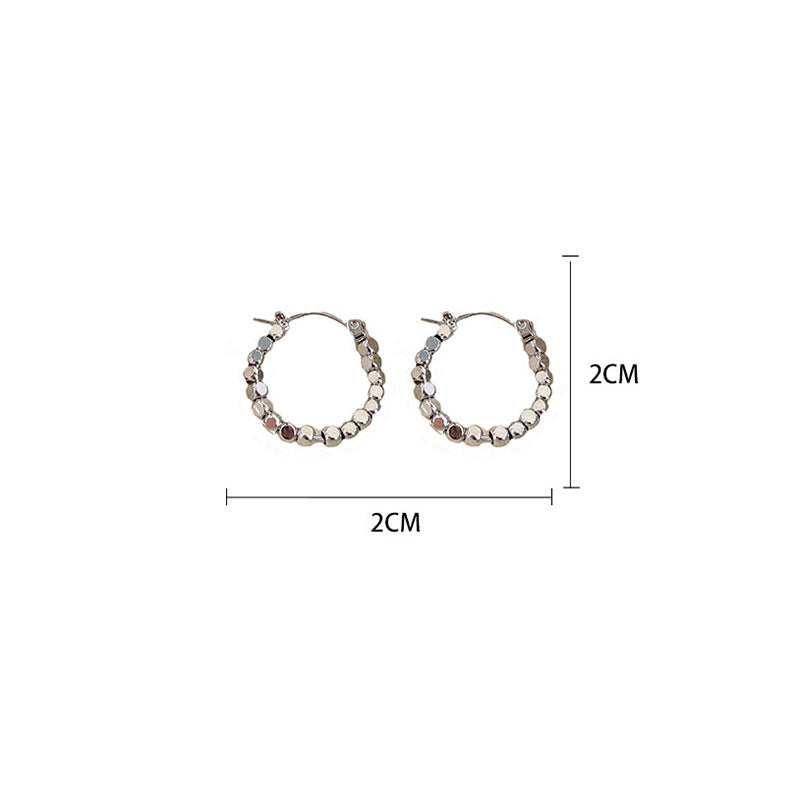 Boucles d'oreilles créoles élégantes avec cristaux étincelants