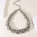 Collier statement pour femme au design sculptural