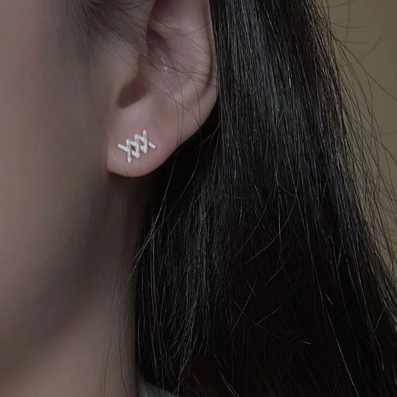 Damen Ohrhänger mit verspieltem Design und elegantem Knoten