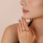 Bague ouverte pour femme avec design en treillis et zircones